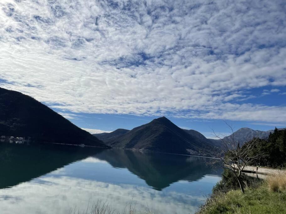 Apartment Super Cute With Sea & Montain View, Pool, Sauna, Hottube, Steaming, Gym, Garden And *