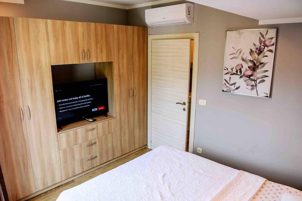 Super Cute With Sea & Montain View, Pool, Sauna, Hottube, Steaming, Gym, Garden And *