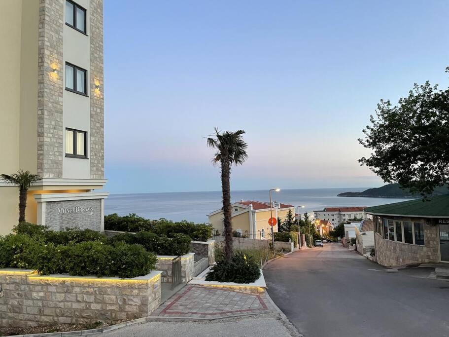 Lägenhet Super Cute With Sea & Montain View, Pool, Sauna, Hottube, Steaming, Gym, Garden And *